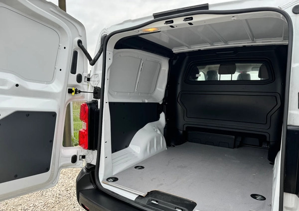 Toyota ProAce cena 164000 przebieg: 34352, rok produkcji 2023 z Łomianki małe 106